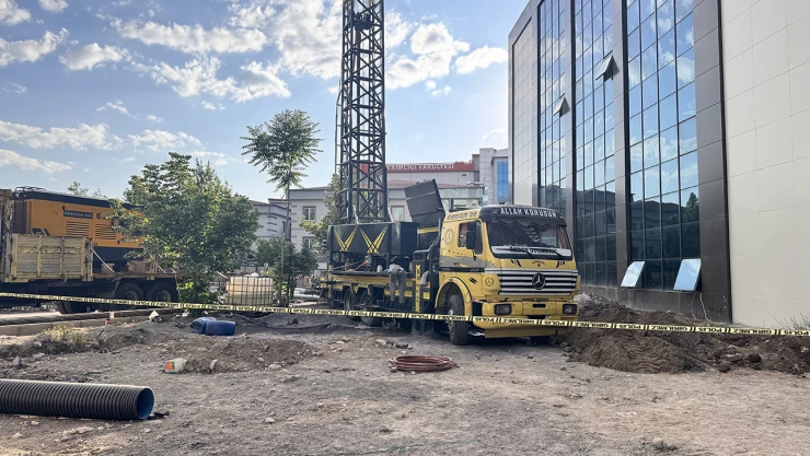 Sondaj kuyusuna düşen işçi öldü