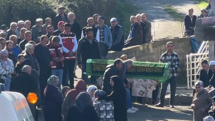 Su kuyusunda cansız bedeni bulunan Hasret'in cenazesi defnedildi