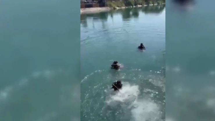 Sulama kanalına düşen cep telefonunu bulmaya çalışan kişi boğuldu