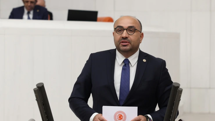 TBMM'de konuşan Şahin, 'Tribünde oturarak ulusal çıkarlar korunamaz'