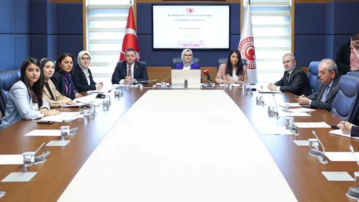 TBMM Komisyonu deprem mağduru çocukların sorunları için toplandı