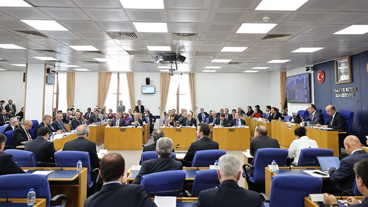 TBMM Plan ve Bütçe Komisyonunda, Savunma Sanayii düzenlemeleri ertelendi