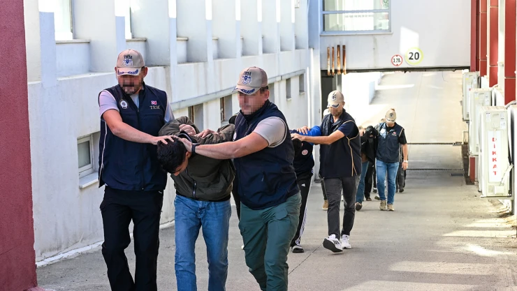 Terör örgütü DEAŞ operasyonu!  3 zanlı tutuklandı