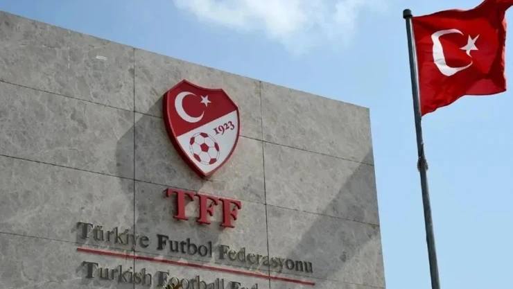TFF, profesyonel ligleri ve Ziraat Türkiye Kupası'nı tescil etti