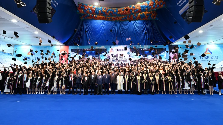 TOBB ETÜ'de mezuniyet heyecanı