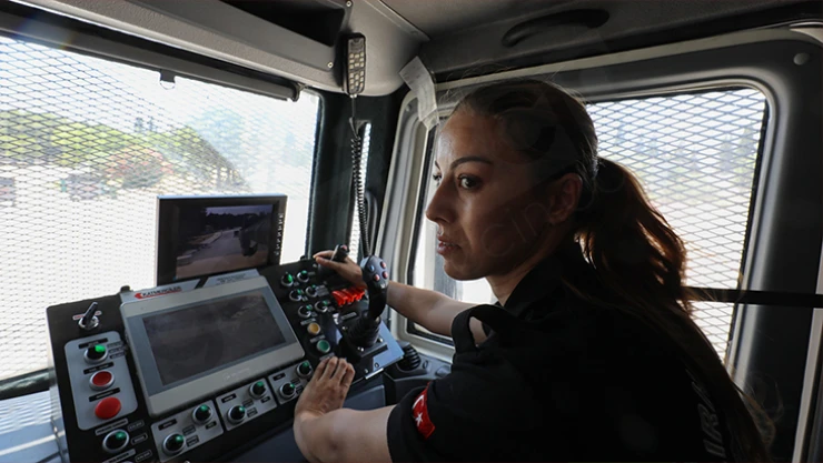 TOMA'cı kadınlar göreve başladı