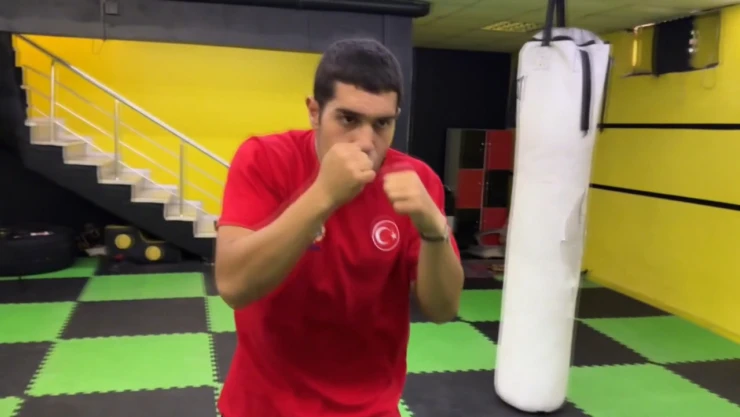 TSK'yı temsilen katıldığı uluslararası şampiyonada altın madalya kazandı