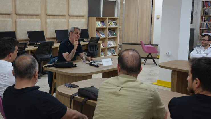 Türk Edebiyatı'nda eleştiri