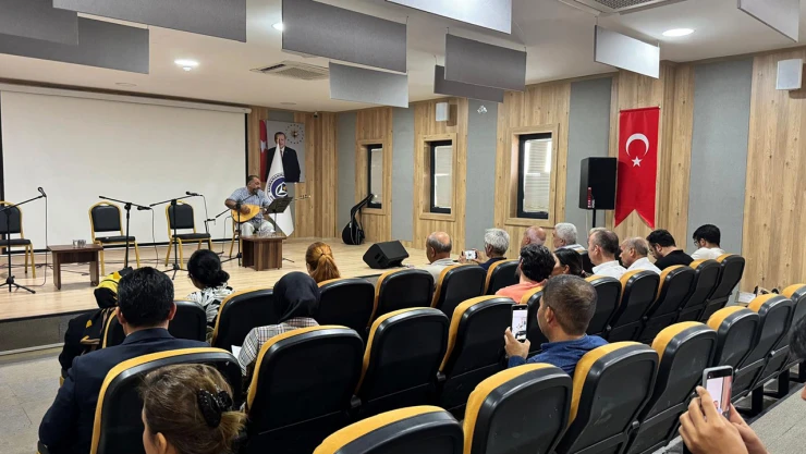 Türk şiirinin büyük ustası Abdurrahim Karakoç, anıldı