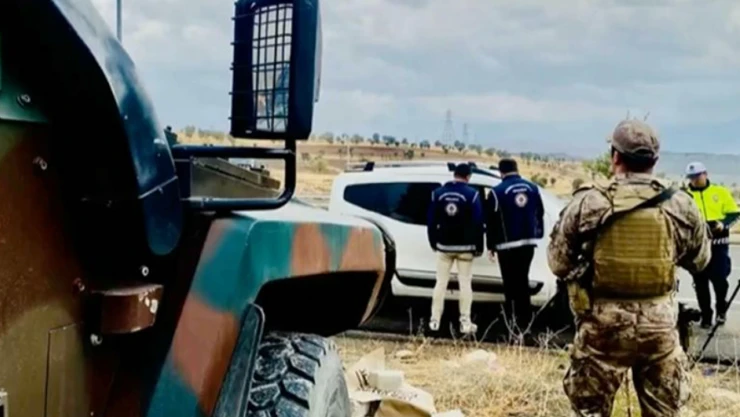 Türkiye genelinde eş zamanlı operasyon! 169 göçmen kaçakçısı yakalandı