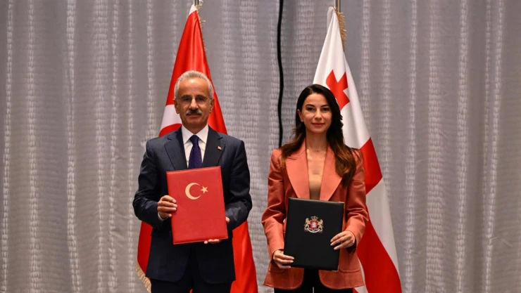 Türkiye-Gürcistan arasında 5 milyar dolarlık ticaret hacmi hedefi