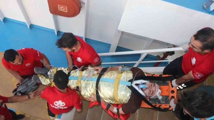 Türkiye'nin en büyük feribotlarıyla deprem tatbikatı