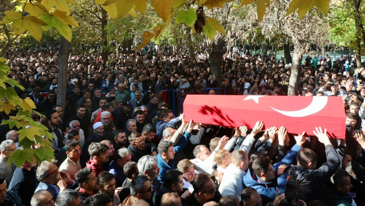 Türkiye şehitlerini uğurluyor