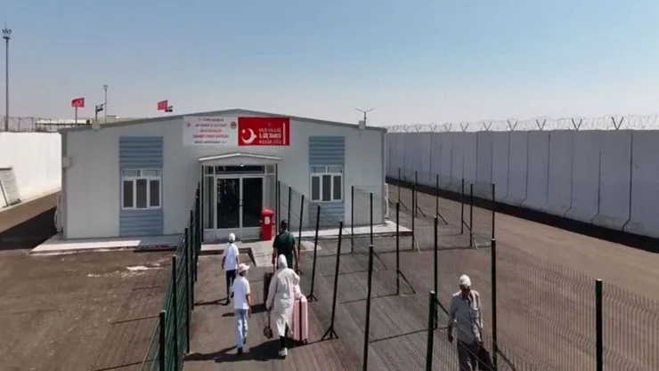 Türkiye, Suriyelilerin gönüllü geri dönüş sürecinde yanlarında olmaya devam ediyor