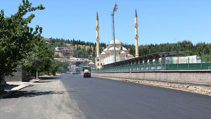 Türkoğlu Devlet Hastanesi yolu yenilendi