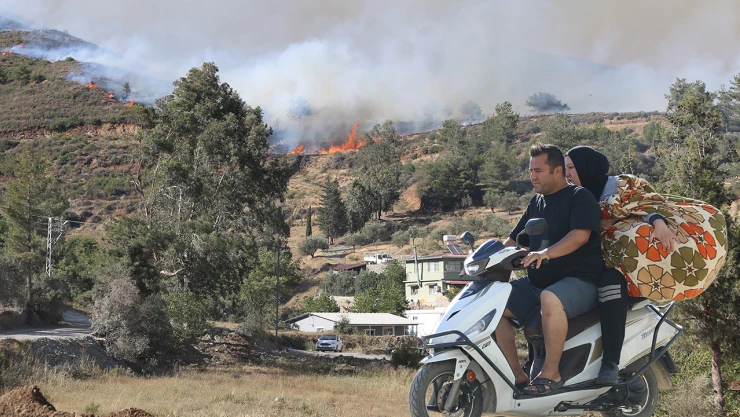 Üç ilde orman yangını felaketi! Binlerce kişi tahliye edildi
