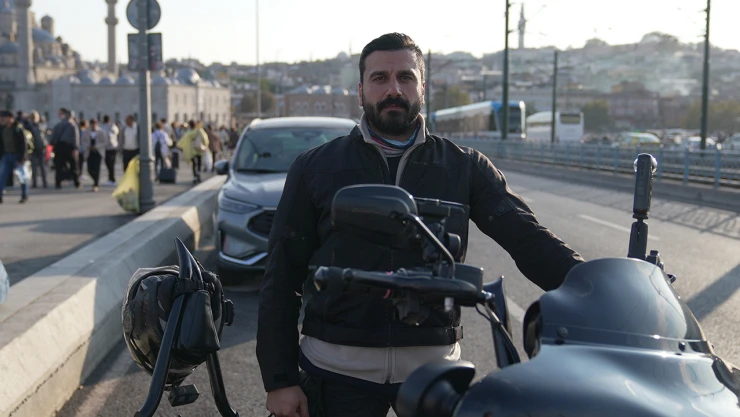 Umre turu iptal olunca, Hollanda'dan Suudi Arabistan'a motosikletiyle gitti