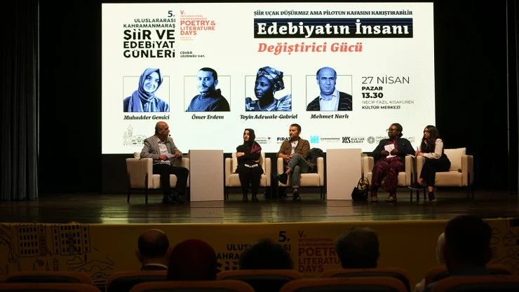 Usta kalemler, edebiyatın değiştirici gücünü ele aldı