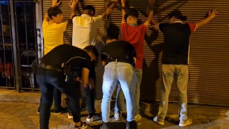 Uyuşturucu operasyonlarında 63 şüpheli gözaltına alındı