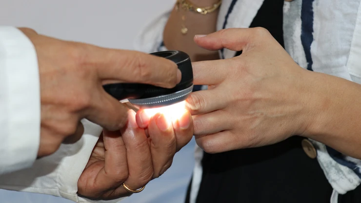 Uzmanından, güneş yanıkları yıllar sonra da deri kanserine neden olabilir uyarısı