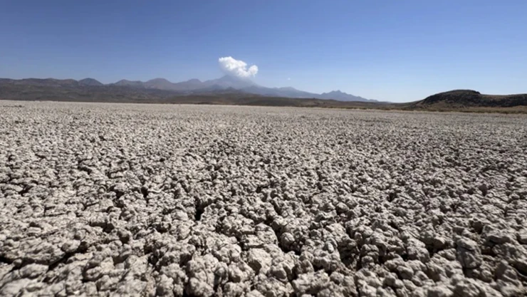 Yağışların azalmasıyla artan kuraklığın şiddeti alarm veriyor