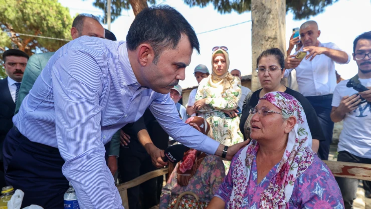 Yanan köy evlerinin inşası başlıyor