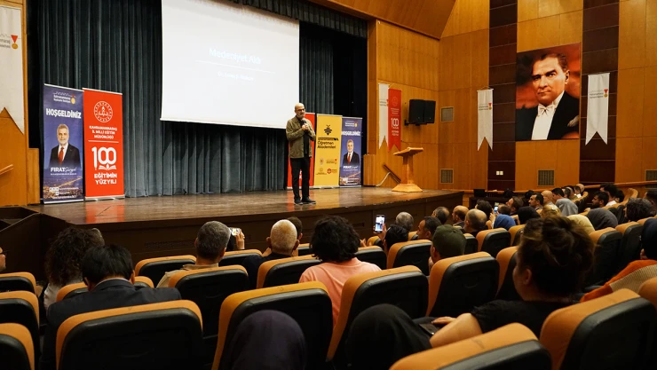 Yazar Savaş Barkçin, 'Medeniyet aklı, bugünü inşa eder, yarına istikamet verir'