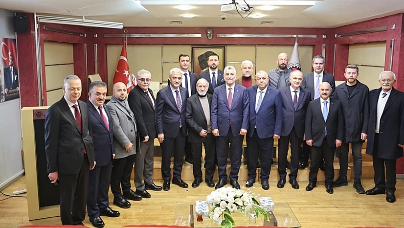 Bakan Bolat, 'Dış ticarette de önceliğimiz ihracat'