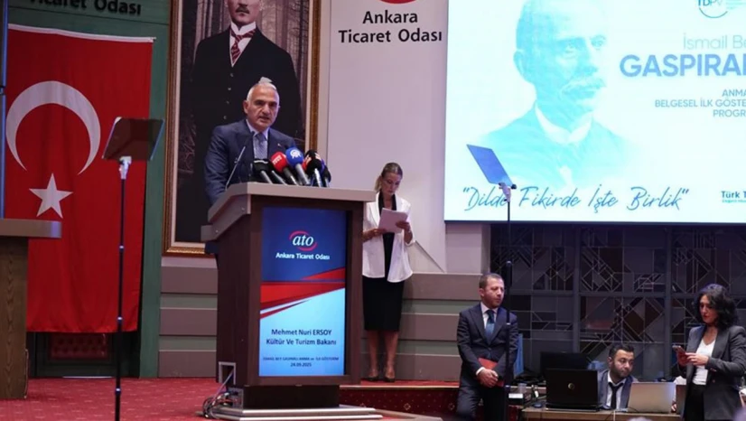 Bakan Ersoy'dan dijital müzik platformlarına şeffaflık çağrısı