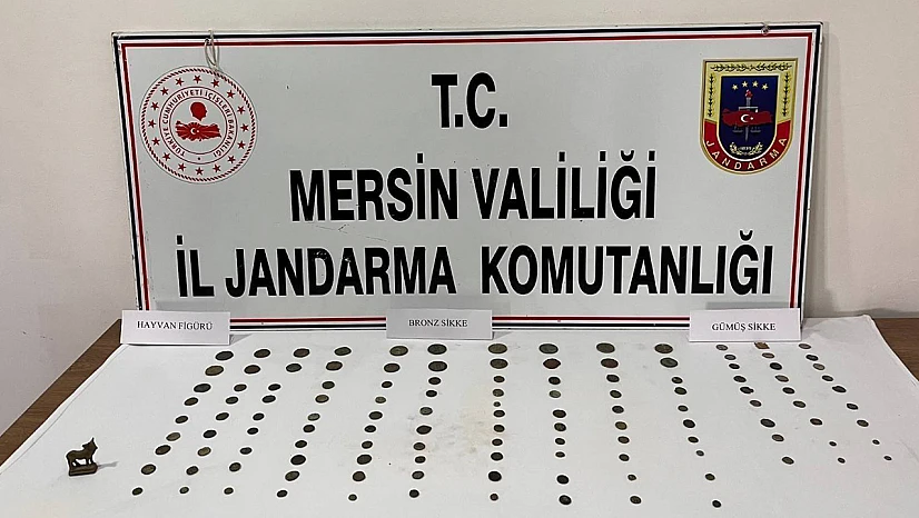 Bizans dönemine ait 125 sikke ve hayvan figürü ele geçirildi