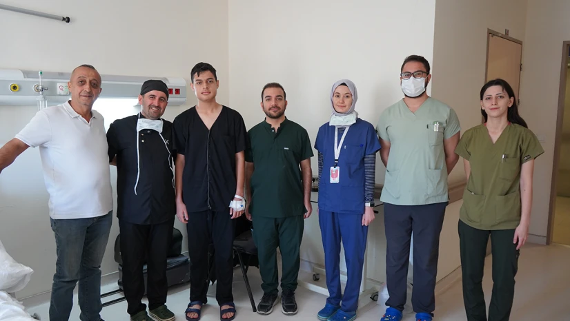 Çene eklem bozukluğu yaşayan hastaya cerrahi müdahale