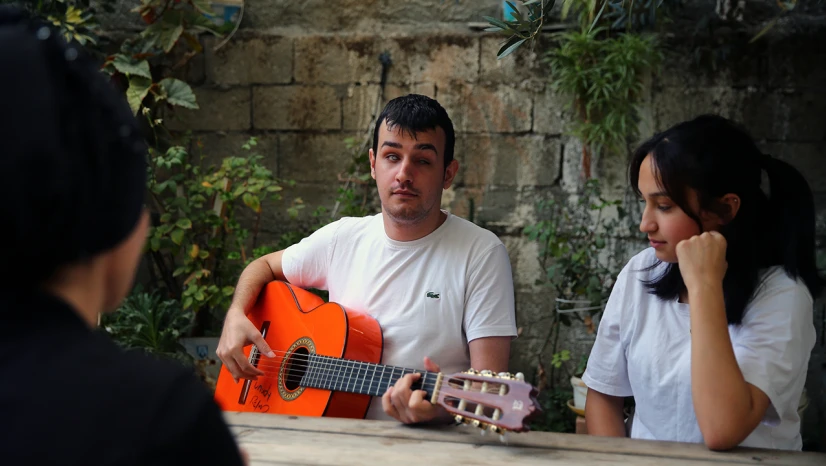 Görme engelli Umut, kendi besteleriyle sahnelere çıkmayı hedefliyor