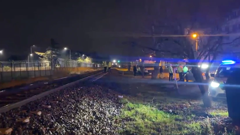 Lokomotifin çarptığı 16 yaşındaki genç öldü