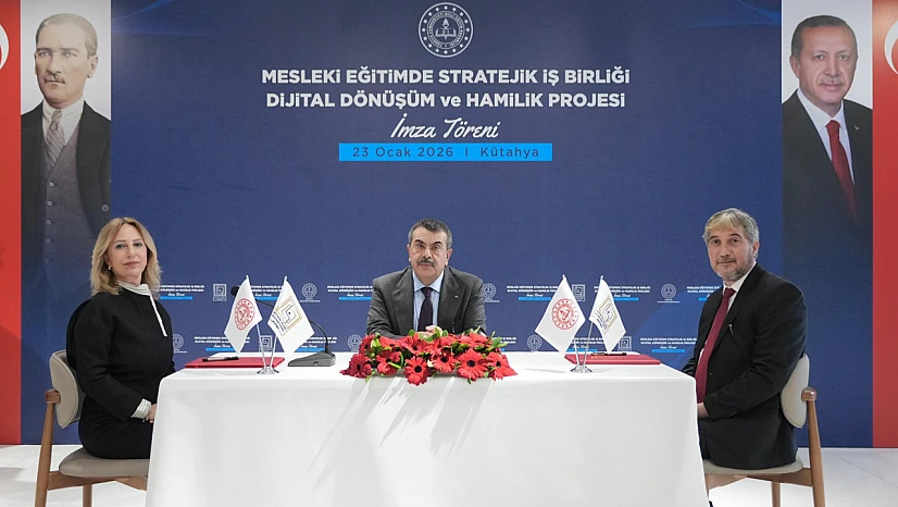 Mesleki eğitimde stratejik iş birliği, dijital dönüşüm ve hamilik protokolü imzalandı