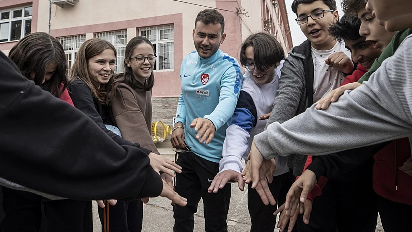 Millî sporcuların beden eğitimi alanına duyuru ilanı yayımlandı