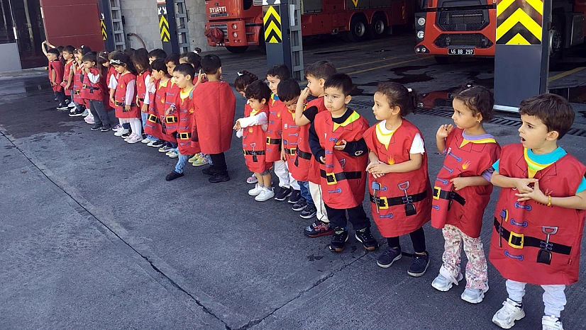 Minik kahramanlar itfaiye üniformasıyla tanıştı