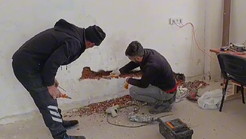 Öğretmen ve veliler el ele verdi bütün okulu baştan onardı