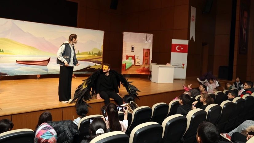 Ronnie – Göldeki Fısıltı 22 Kasım'da gösterimde