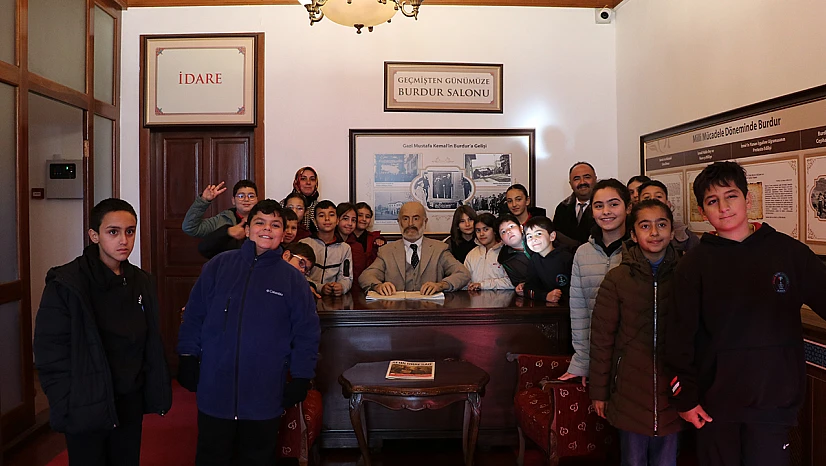 Tarihi konak, ilk milletvekili Mehmet Akif Ersoy'un yaşamına ışık tutuyor