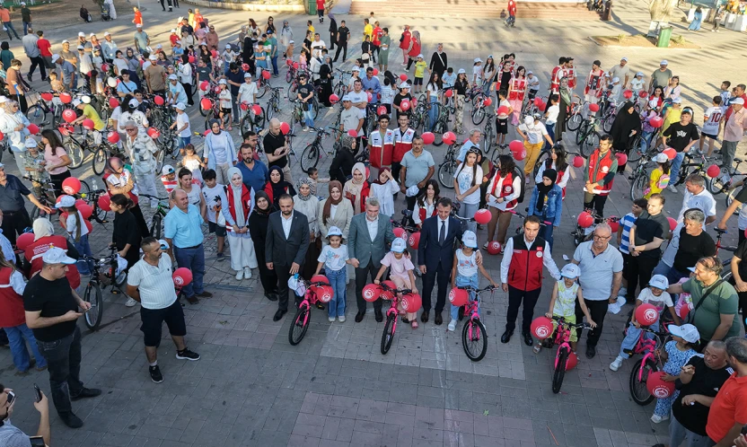 Kahramanmaraş'ta 170 çocuğun bisiklet hayali gerçeğe dönüştü