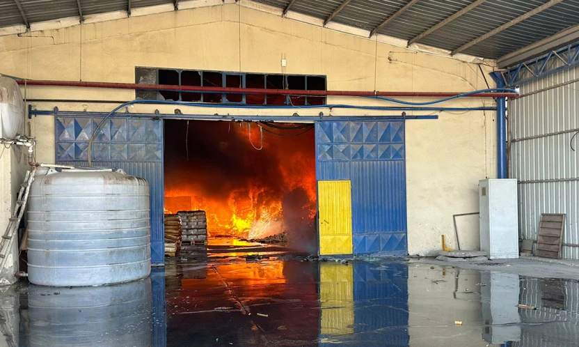 Kahramanmaraş'ta ambalaj fabrikasında yangın